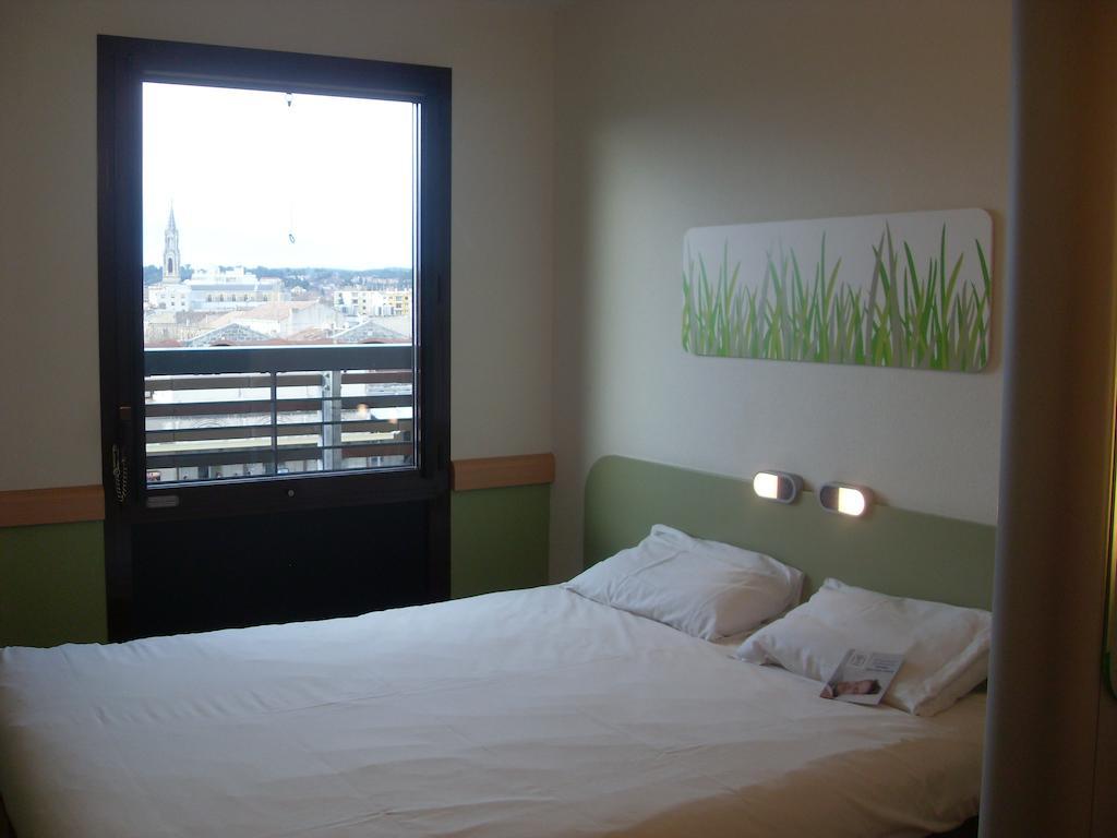 Ibis Budget Nimes Centre Gare Стая снимка